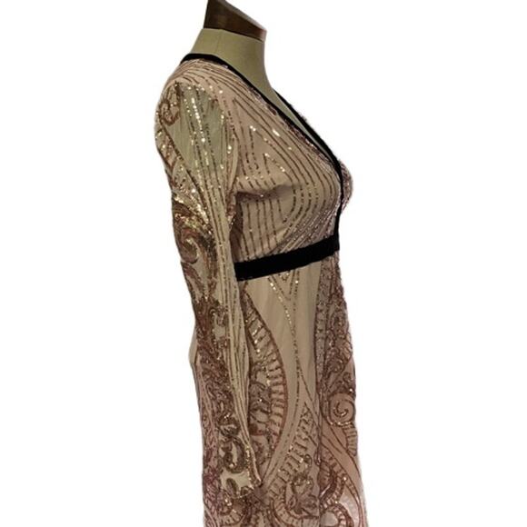 FOREVER UNIQUE 10 Dress, Long Sleeve, Plunging, Pink Gold Sequins NWT Homecoming - Picture 3 of 13